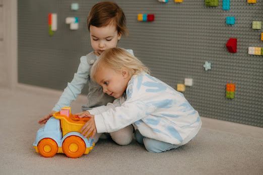 Smart Toy Choices: A Parent’s Guide to Purposeful Play